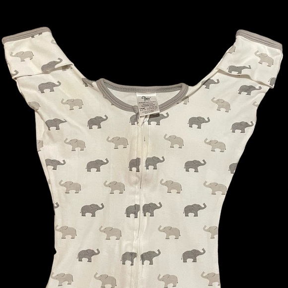 Amazing Baby Pajamas Amazing Baby Transitional Swaddle Sack Poshmark